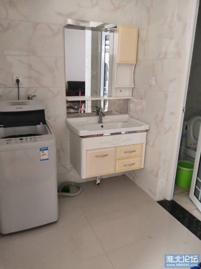200742c11aje0880a8fpj4.jpg