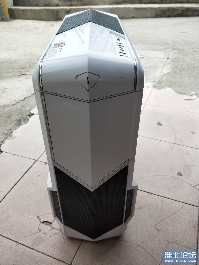 093113vw0j0r9ubwobutjq.jpg