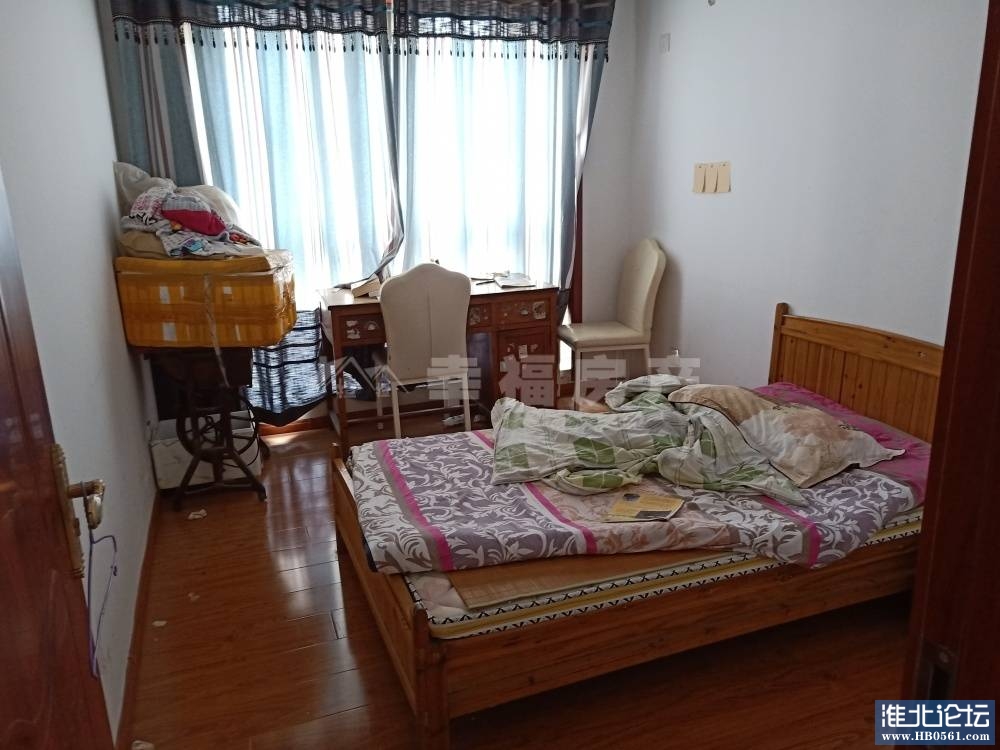 093621phthwh669s3co363.jpg