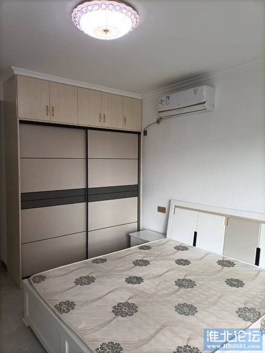 145120g7iu2jnujm7g2837.jpg