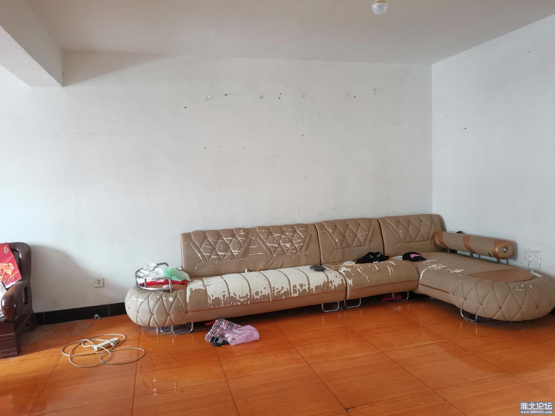 6e56db3eb1b84838998f903382ff166f.jpg