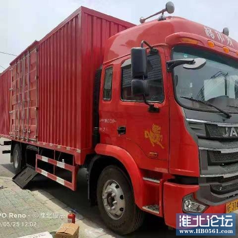 182206kci5hh5tc33x1z3x.jpg