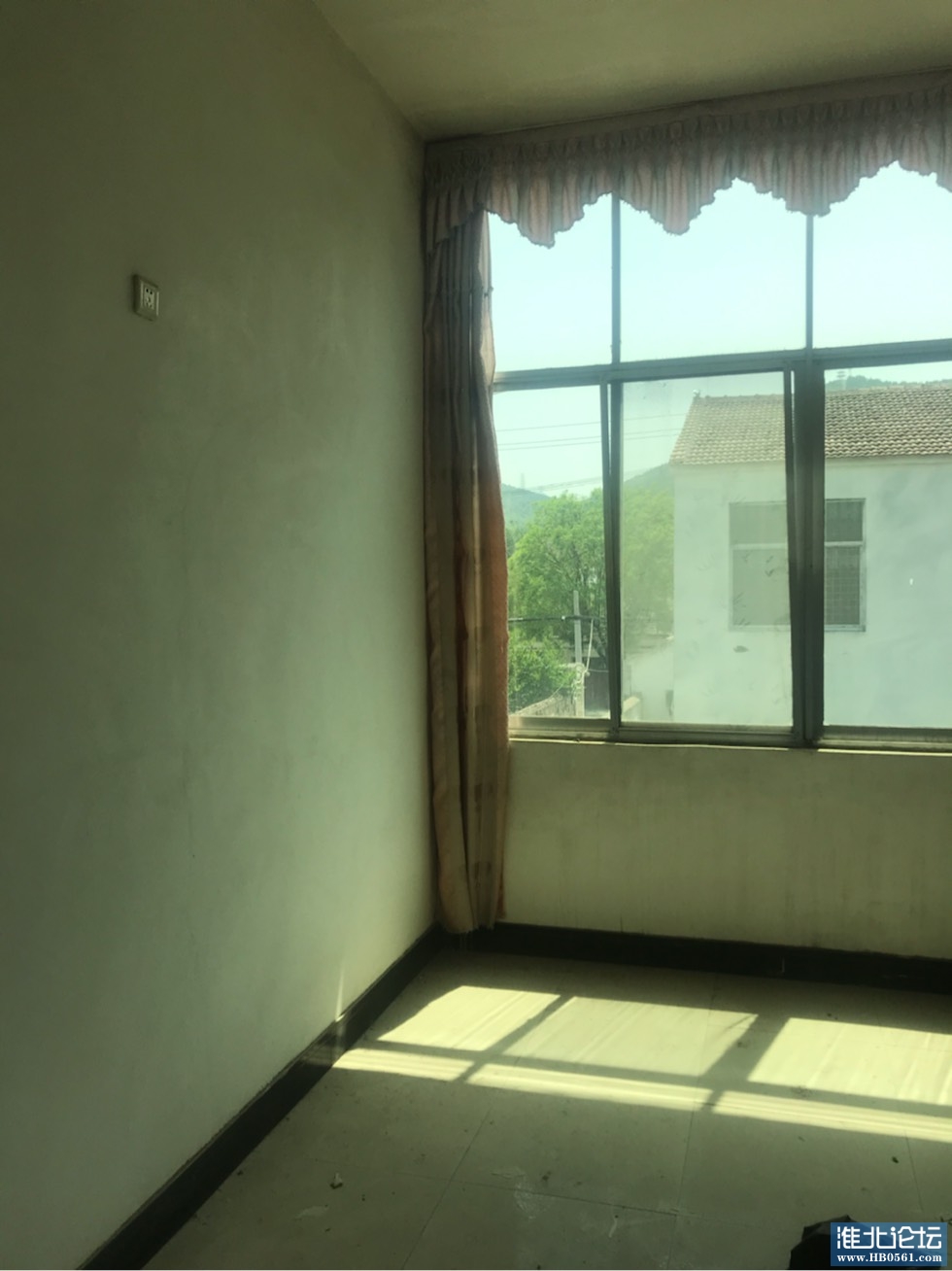 133711ypyhe4xp3cxli7r7.jpg