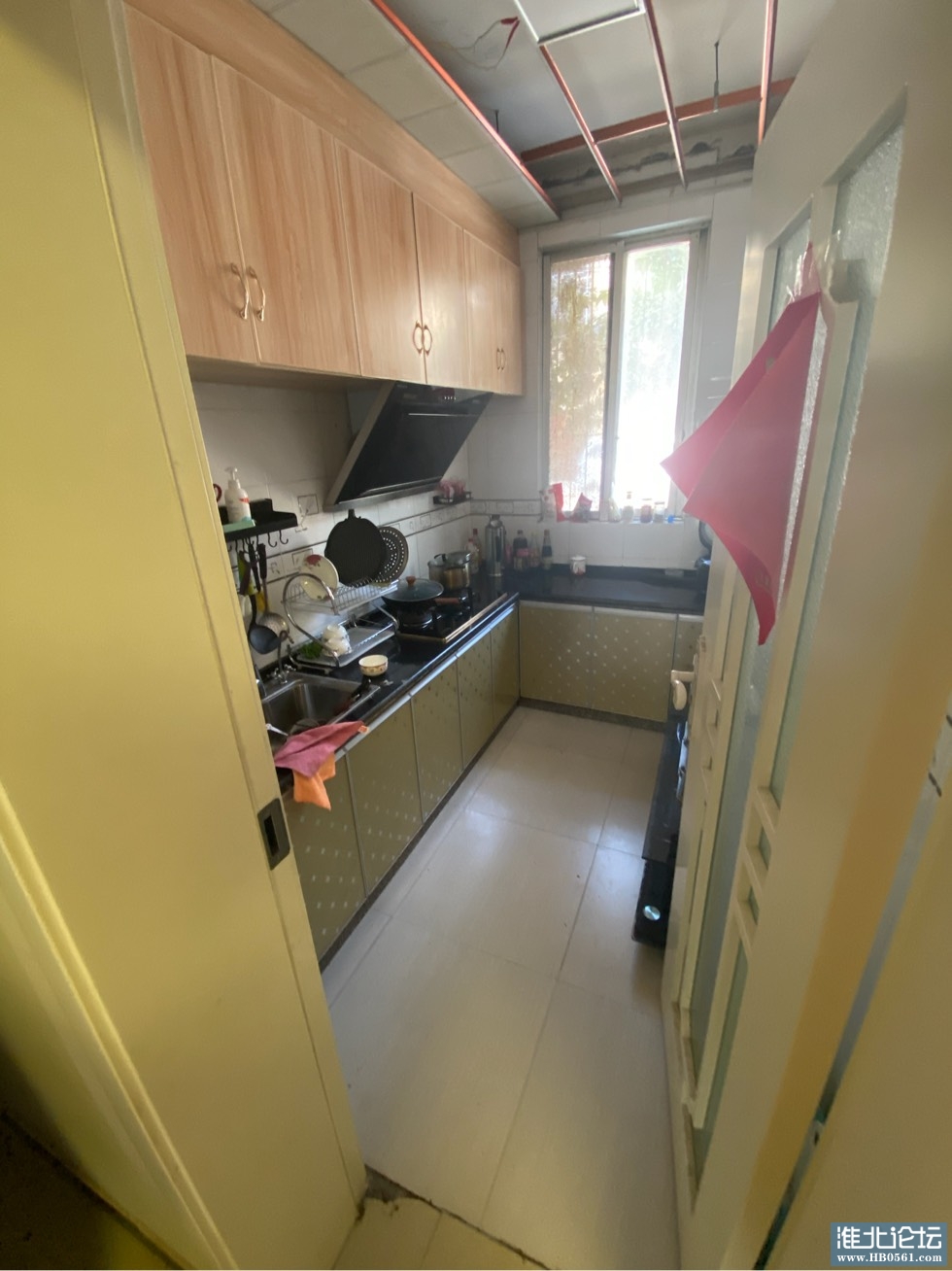 125055fllph6e557jeef7j.jpg