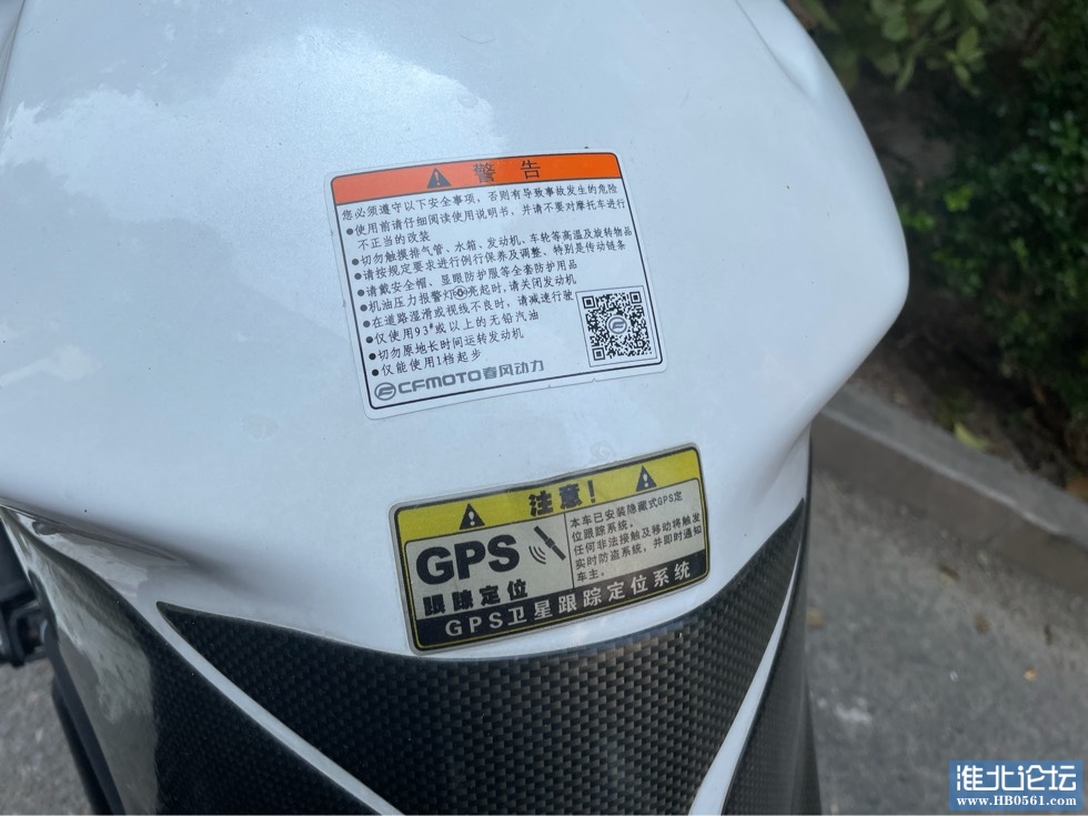 141821ja9bvslr555lq4t4.jpg