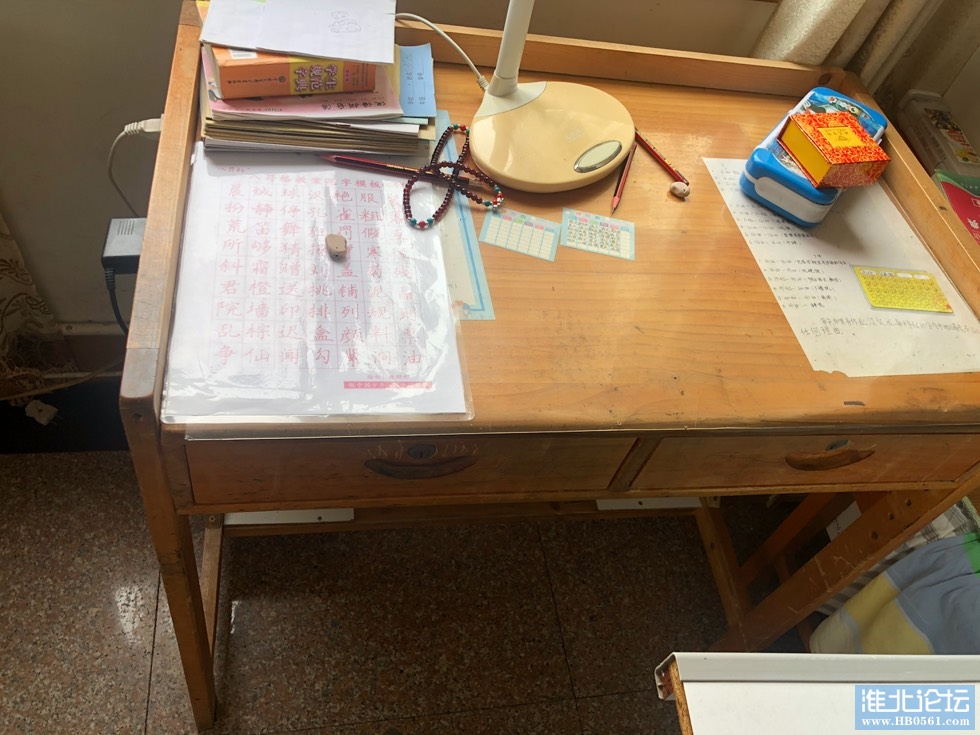 090656ql1yegegez55dicd.jpg