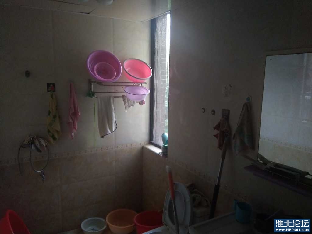 180520b092q44dd0hzhugq.jpg