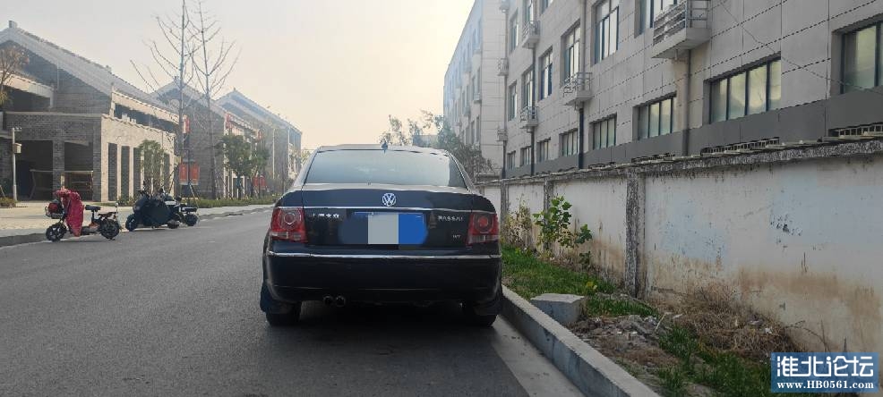 085413d4cmchuhadccfccf.jpg