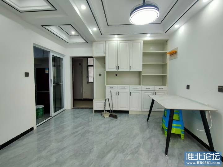 205510f4389mtx7hpk46vt.jpg