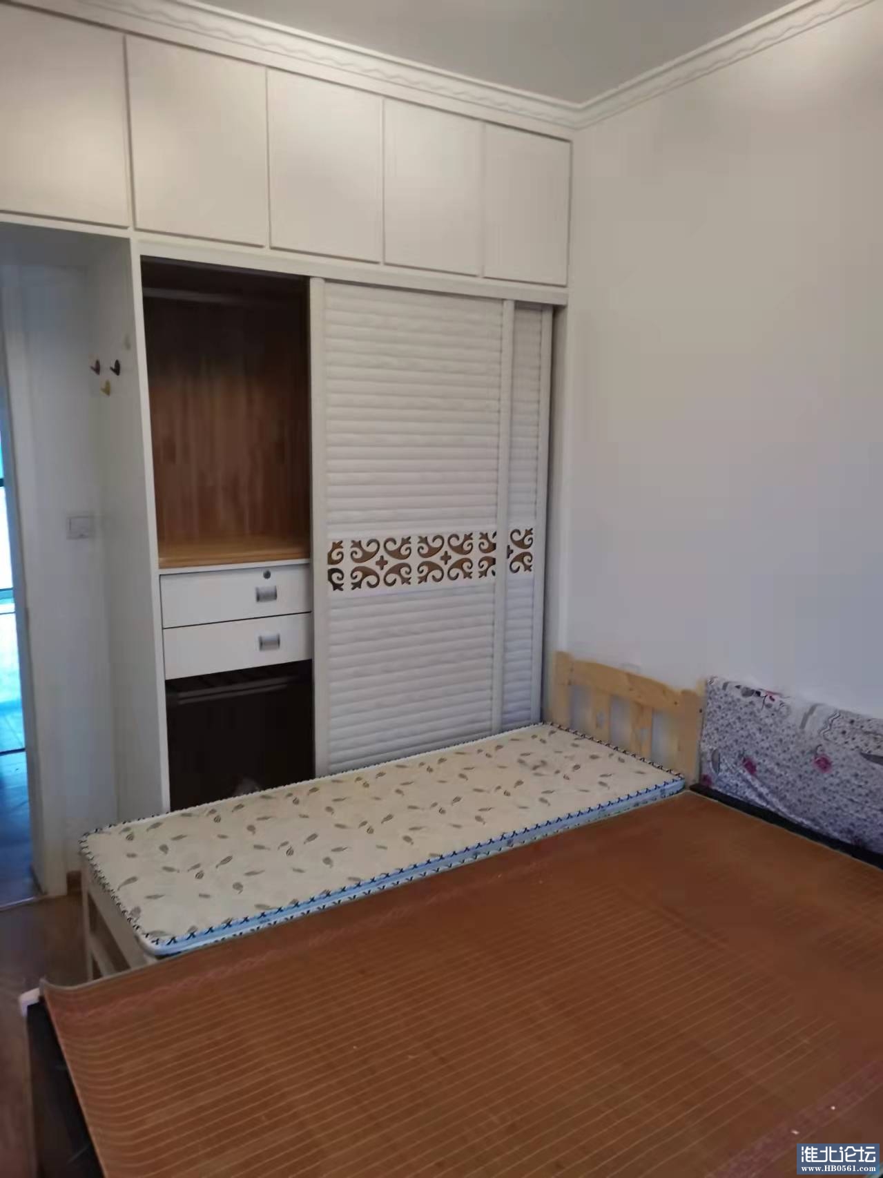 次卧3.jpg