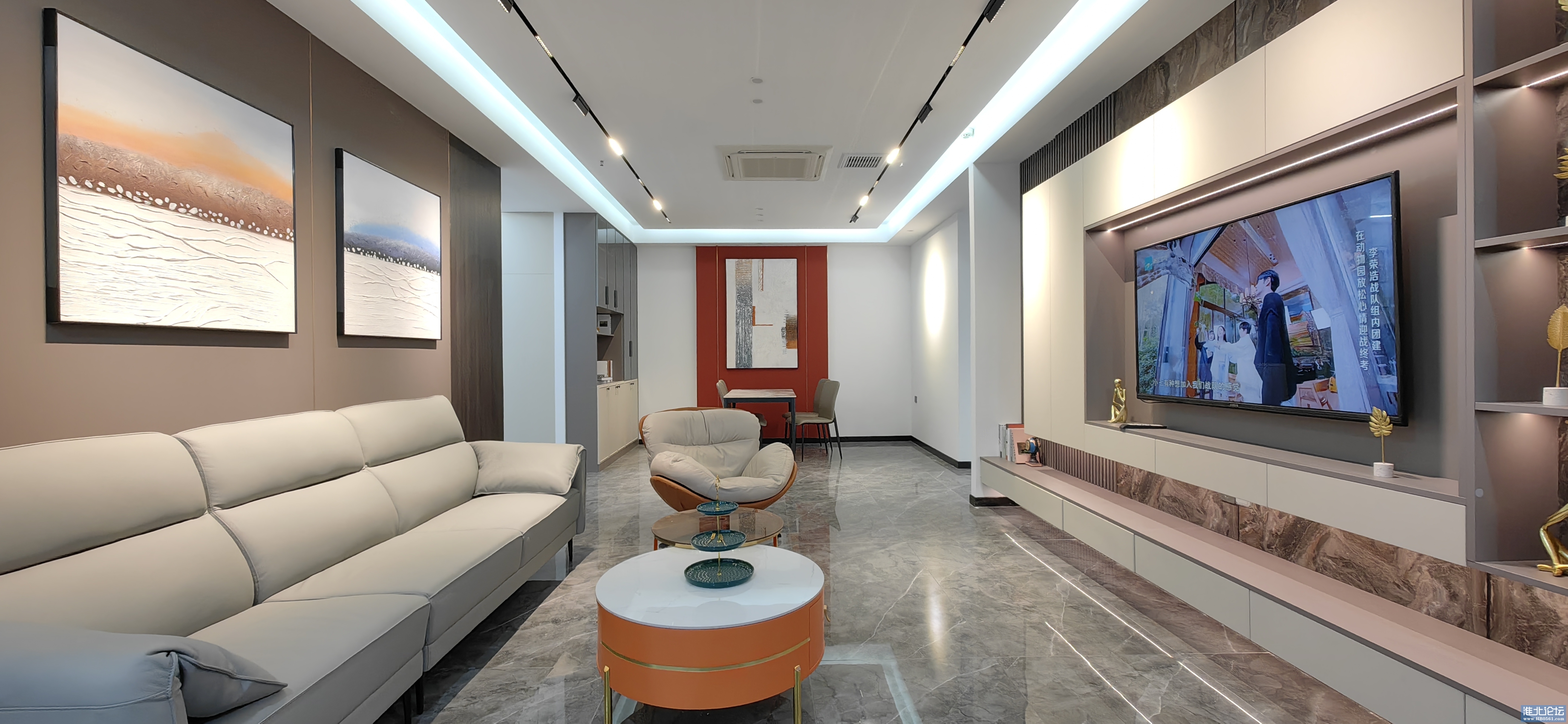 客厅展示.jpg