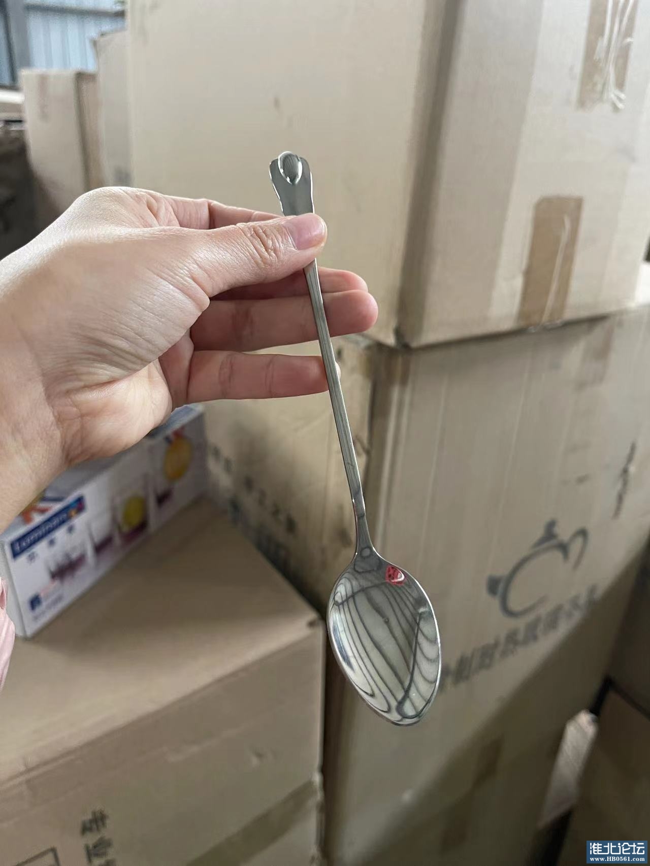 仓库部分货物实景