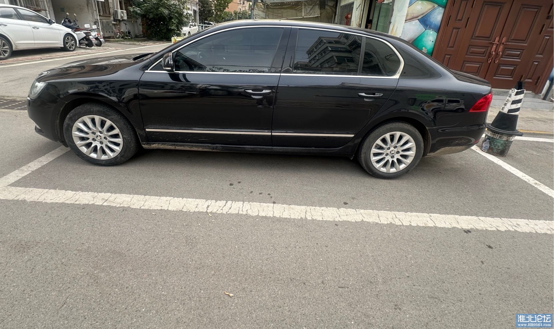1696148137-compressed-IMG_4112.JPG
