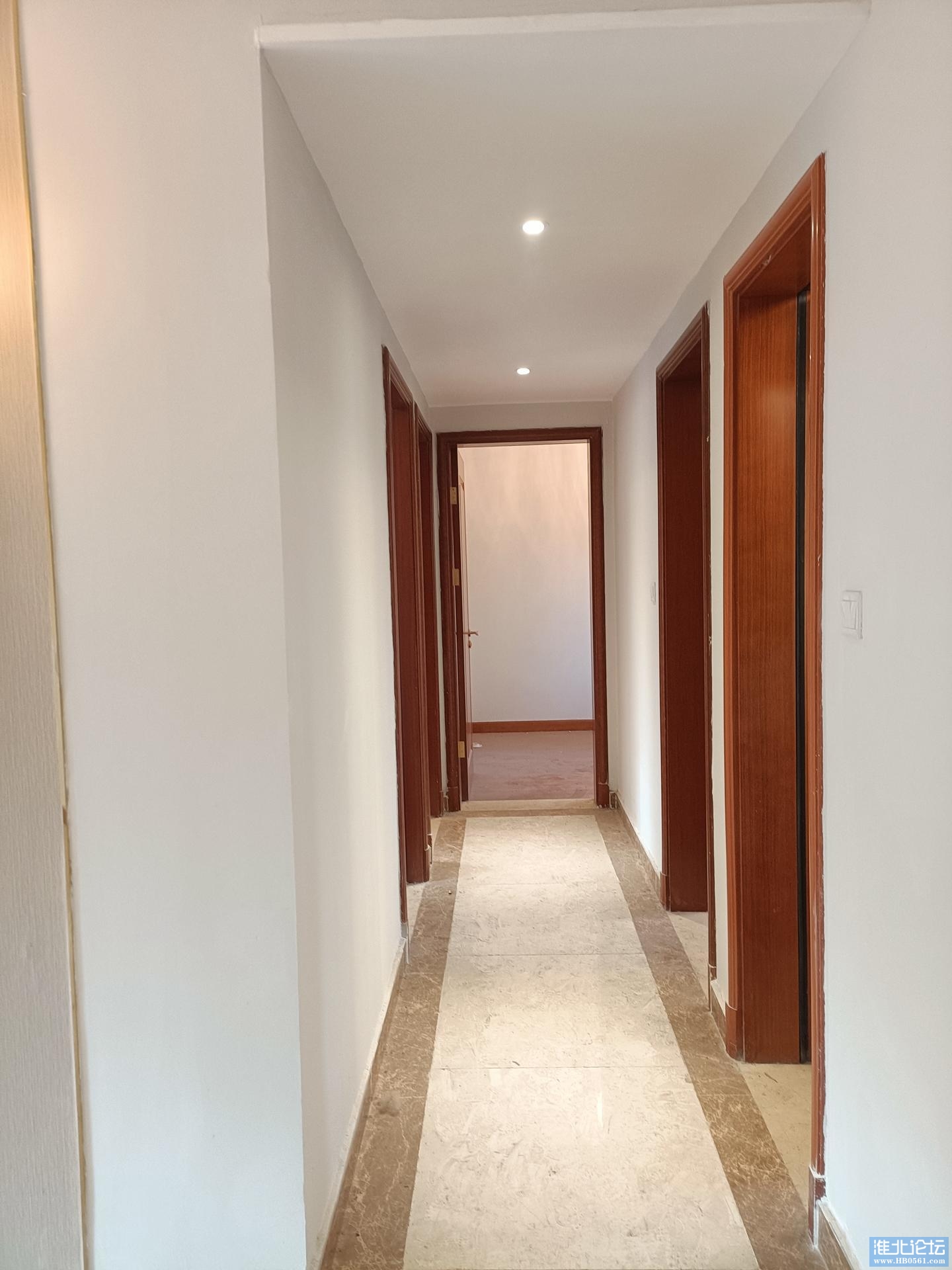 aaacc7aa-3a1c-4c55-96c8-e3b9a5281e1f.jpg