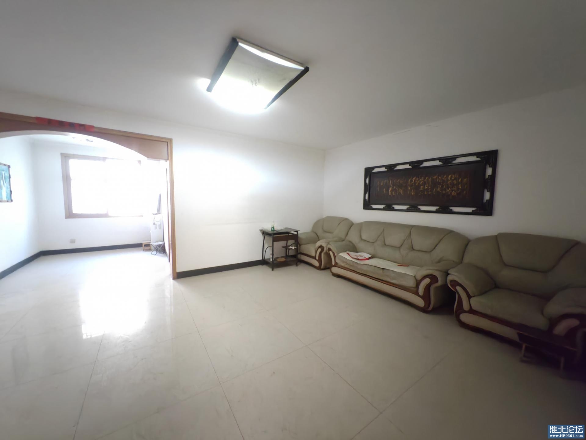1e822915-8e89-4155-8ac2-b35ba28a7140.jpg