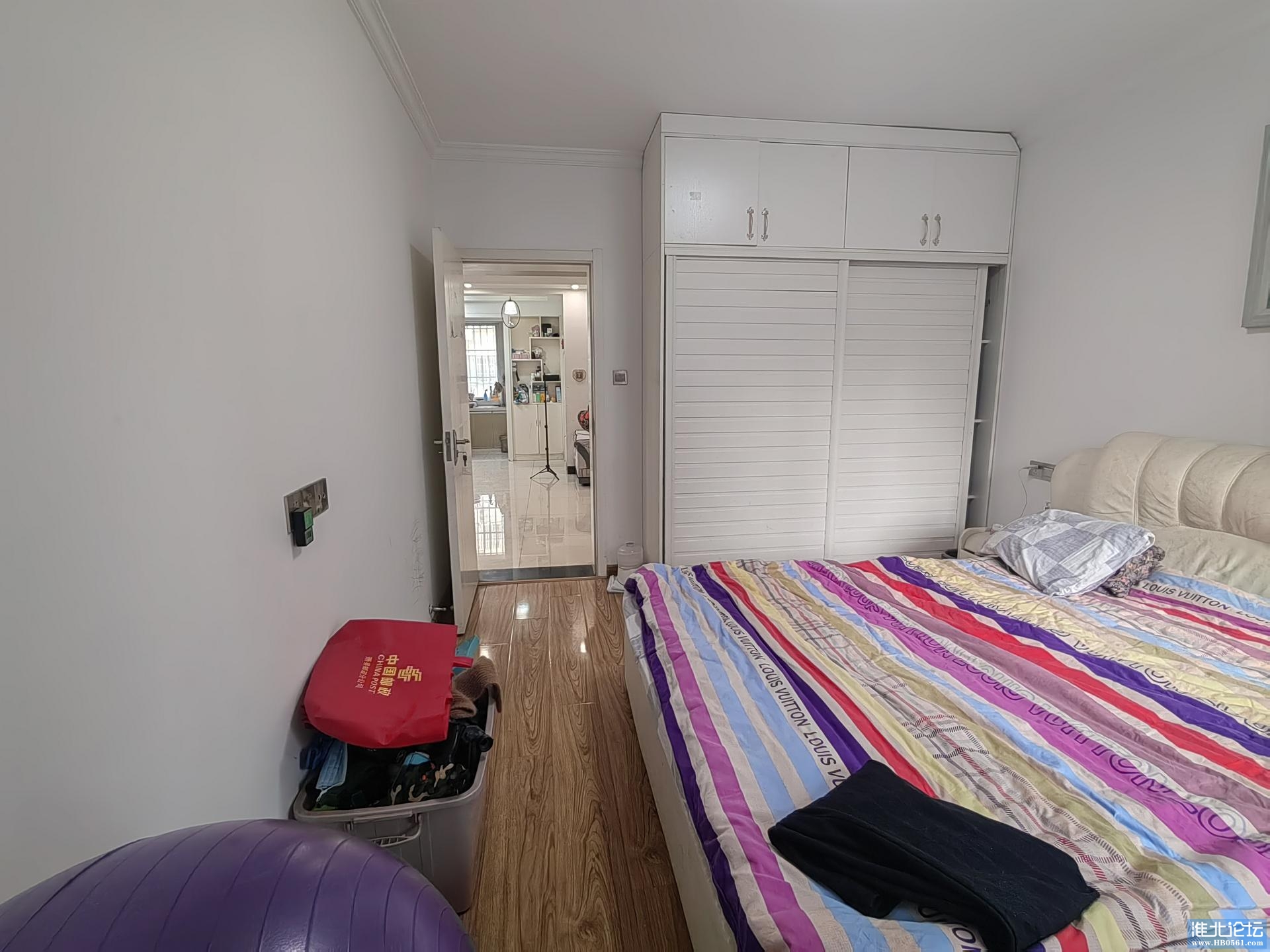 1b226bd8-e120-49ee-b9f2-745843389e4b.jpg