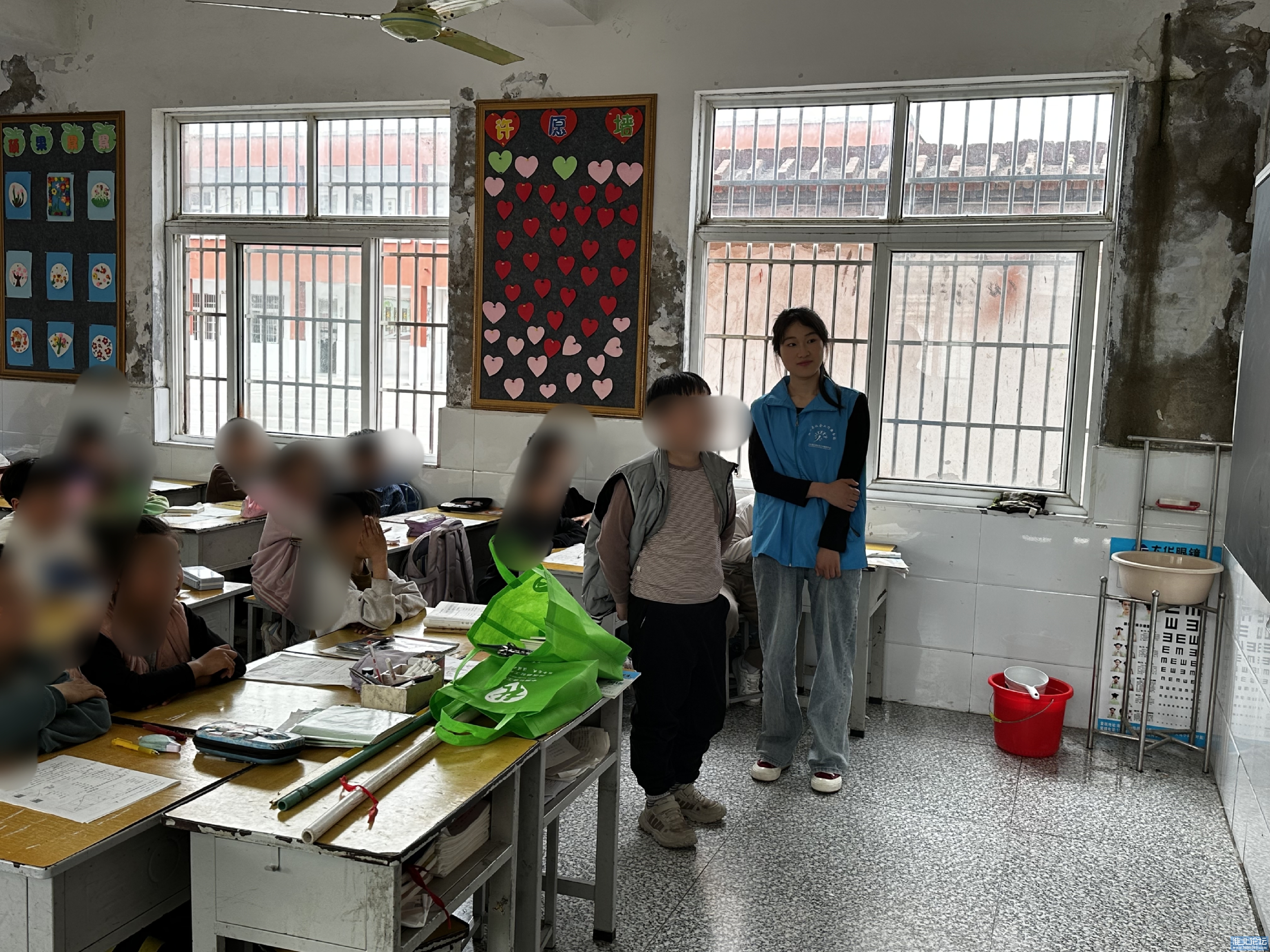ebd90a013bc1a3c5d3a5e686a9686e5.jpg