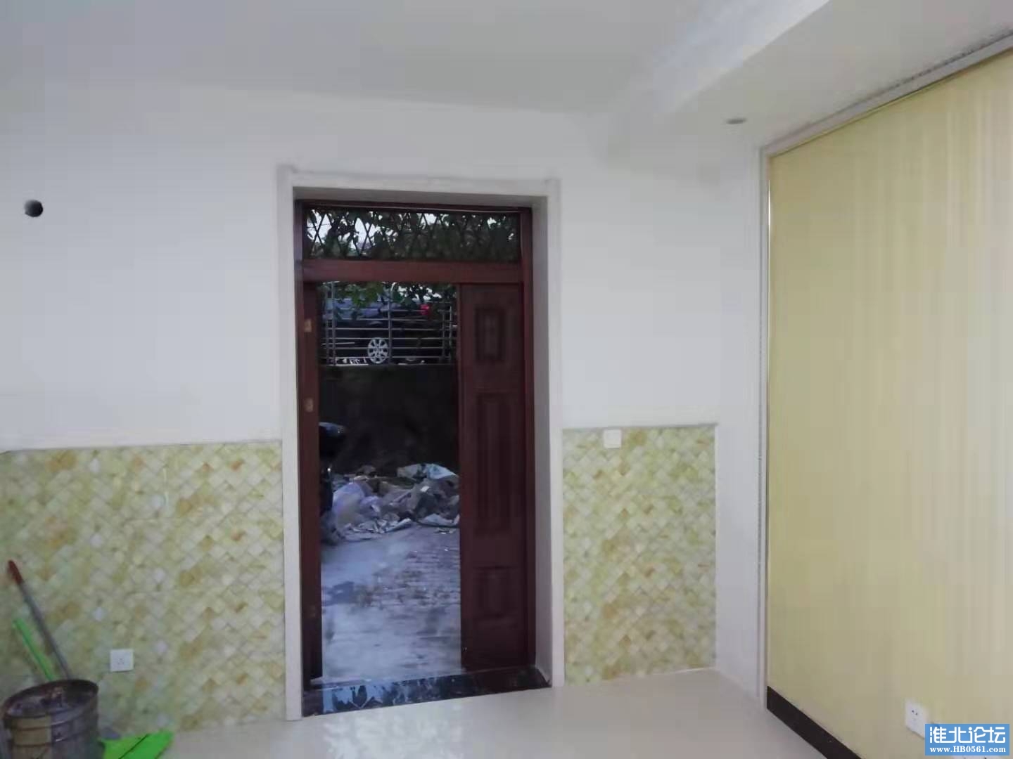 102357gffsbga9agltzhmg.jpg