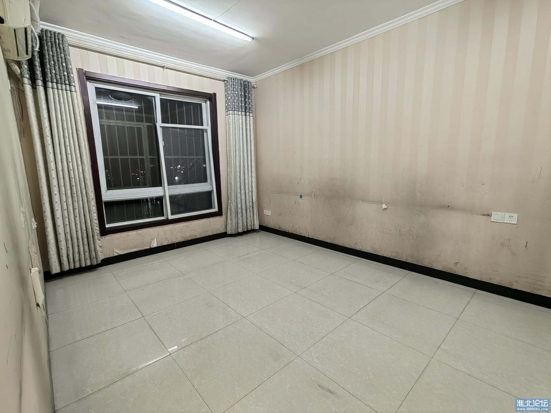 8d630761-8f38-4b75-8f48-5c44ea423cd3.jpg